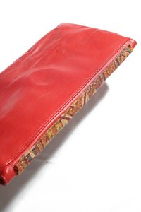 Pochette en cuire rouge