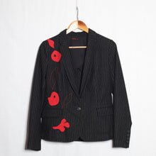 Charger l'image dans la galerie, Veste noire à rayure blanche