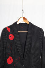 Charger l'image dans la galerie, Veste noire à rayure blanche