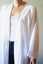 Cargar imagen en el visor de la galería, Kimono blanc Sashiko
