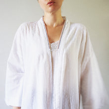 Cargar imagen en el visor de la galería, Kimono blanc Sashiko