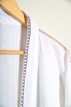 Load image into Gallery viewer, Kimono blanc Sashiko