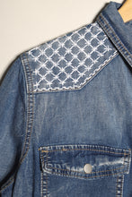 Charger l&#39;image dans la galerie, Robe chemise en jeans Sashiko