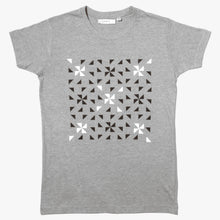 Load image into Gallery viewer, T-shirt gris graphique noir et blanc / S /