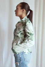 Charger l&#39;image dans la galerie, Chemise batik vert recyclée / T 36/38 /