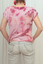 Load image into Gallery viewer, T-shirt rose Flower Power