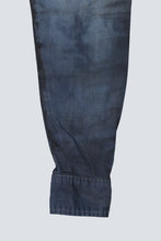 Charger l&#39;image dans la galerie, Chemise en jean&#39;s upcyclée Twinkle Vibe