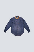 Load image into Gallery viewer, Chemise en jeans Levi&#39;s upcyclée Twinkle Vibe / Taille M